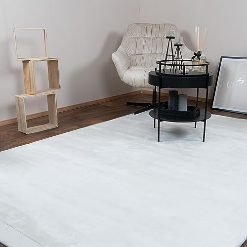 Consilio Concept 80 x 150 Teppich Wohnzimmer Elfenbein luxuriös Viskose Seidenglanz moderner Wohnzimmerteppich weich Soft Luxus Zertifiziert Made in Germany Design Manufaktur Markenteppich Oeko TEX Consilio Concept 80 x 150 Teppich Wohnzimmer Elfenbein luxuriös Viskose Seidenglanz moderner Wohnzimmerteppich weich Soft Luxus Zertifiziert Made in Germany Design Manufaktur Markenteppich Oeko TEX von Consilio Concept