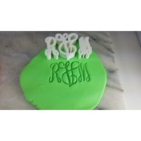 "Rebe Monogramm Cookie Stamps "Cursive" - Schneller Versand Wählen Sie Ihre Eigene Größe" von CookieCutterLady