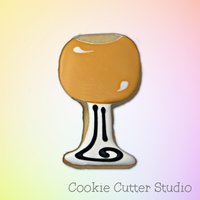 Weinglas-Ausstechform von CookieCutterStudio