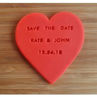 Personalisierter Save The Date Cookie Stamper Fondant Prägung Mit Henkel Personalisierte Hochzeit Verlobungsfeier Keksstempel Braut Und Bräutigam von CookieCuttersFactory