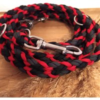 Verstellbare Hundeleine Geflochten Aus Paracord, Stabil Und Langlebig, Verschiedenen Karabiner Wählbar, Muster Medi Verstellbare Hundeleine Geflochten Aus Paracord, Stabil Und Langlebig, Verschiedenen Karabiner Wählbar, Muster Medi von CookieandFriends