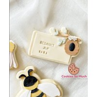 Bee Hive Rectangle Cookie Stamp Cutter, Debosser Cutter von CookiesSoMuch