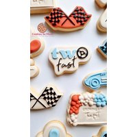 Two Fast Cookie Stamp With Cutter von CookiesSoMuch