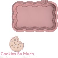 Wavy Rectangle Cookie Debosser Cutter, Cutter von CookiesSoMuch