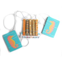 Benutzerdefinierte Handbemalt Kinder Kunst Display Aufhänger Mit Wäscheklammern - Kabel & Clip Stil Kunstwerk Galerie Ozean Oder Jedes Thema von Coolisart