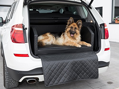 CopcoPet - Travel Bed Hundebett für Kofferraum 70x55x38 cm Kunstleder - Kofferraumschutz Hund wasserabweisend & Kratzfest - Hundebett Auto mit Anschnallsystem & Schutzdecke - Reisebett Hund Schwarz von CopcoPet