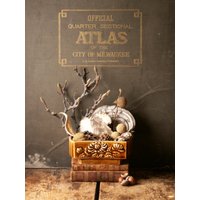 Vintage Mcm Chrysanthemum Dickmal Art Pottery Vase in Toffee Brown - Retro Blumendekor Vintage Mcm Chrysanthemum Dickmal Art Pottery Vase in Toffee Brown - Retro Blumendekor von CopperAndTin