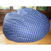 Dunkelblau Mit Weißen Tupfen Bean Bag Chair Cover von CopperBugCompany