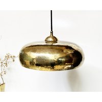 Pendelleuchte Aus Massivem Messing - Handgefertigte Gehämmerte Deckenleuchte Für Die Kücheninsel Pendelleuchte Aus Massivem Messing - Handgefertigte Gehämmerte Deckenleuchte Für Die Kücheninsel von CopperSouk