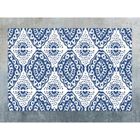 Blaue Servietten-Vinylmatte, Blaue Vinyl-Bodenmatte, Weißer Vinylteppich, Ornament-Linoleum-Teppich, Bodenmatte, Bereichsteppich, Vinylteppiche Und von CoralHorizon