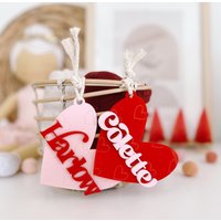 Valentinstag Herzanhänger Graviert/Valentinstags-Korbanhänger Benutzerdefinierter Namensanhänger Herz-Namensanhänger Valentinstag-Korbanhänger von CoriBlackWolfCo