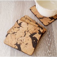Rustikales Kork-Untersetzer, 4Er-Set von CorkCountryCottage