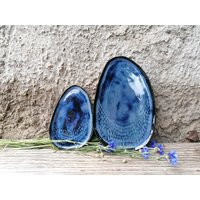 Blaue Keramik Servierplatten Set Unregelmäßige Käsebretter Aus Steingut von CorneliStudio