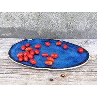 Keramik Servierplatte, Ovale Platte, Blaue Servierplatte von CorneliStudio