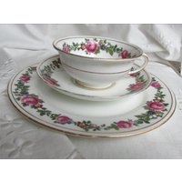 Tasse Mit Untertasse Und Frühstücksteller Aynsley English China - Vintage von Cornerof4thandMain