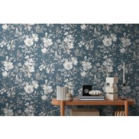 CosmoLiving by Cosmopolitan Vliestapete "Petal Poetry – Aquarell-Blumentapete" matt strukturiert von Cosmoliving By Cosmopolitan