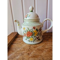 Villeroy& Boch Teekanne von CostumeLoveRealities