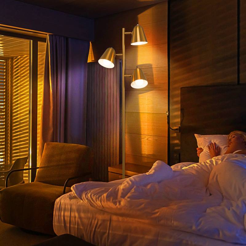 163cm Stehlampe mit 3 E27 Glühbirnen & 360° Verstellbaren Lampenschirmen Stehleuchte Gold 163cm Stehlampe mit 3 E27 Glühbirnen & 360° Verstellbaren Lampenschirmen Stehleuchte Gold von Costway