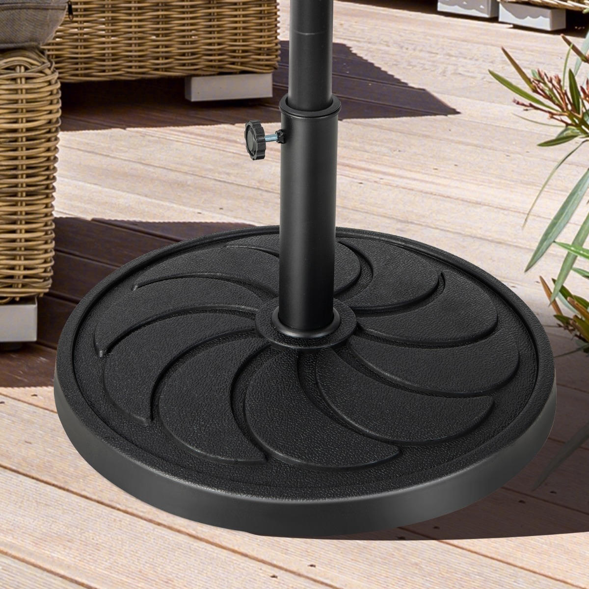 18 kg schwerer Schirmständer mit 54 cm Durchmesser für Schirmstangen von φ38/48 mm von Costway