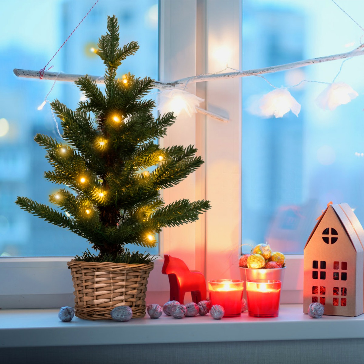 48cm kleiner Weihnachtsbaum beleuchteter Mini Weihnachtsbaum Christbaum für Haus Büro 48cm kleiner Weihnachtsbaum beleuchteter Mini Weihnachtsbaum Christbaum für Haus Büro von Costway
