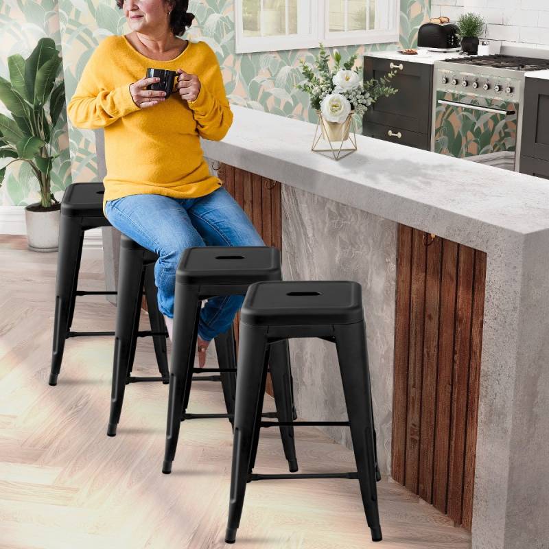 4er Set Barhocker mit Fußstütze bis 150kg Belastbar Stapelbare Küchenhocker Sitzhocker Schwarz von Costway