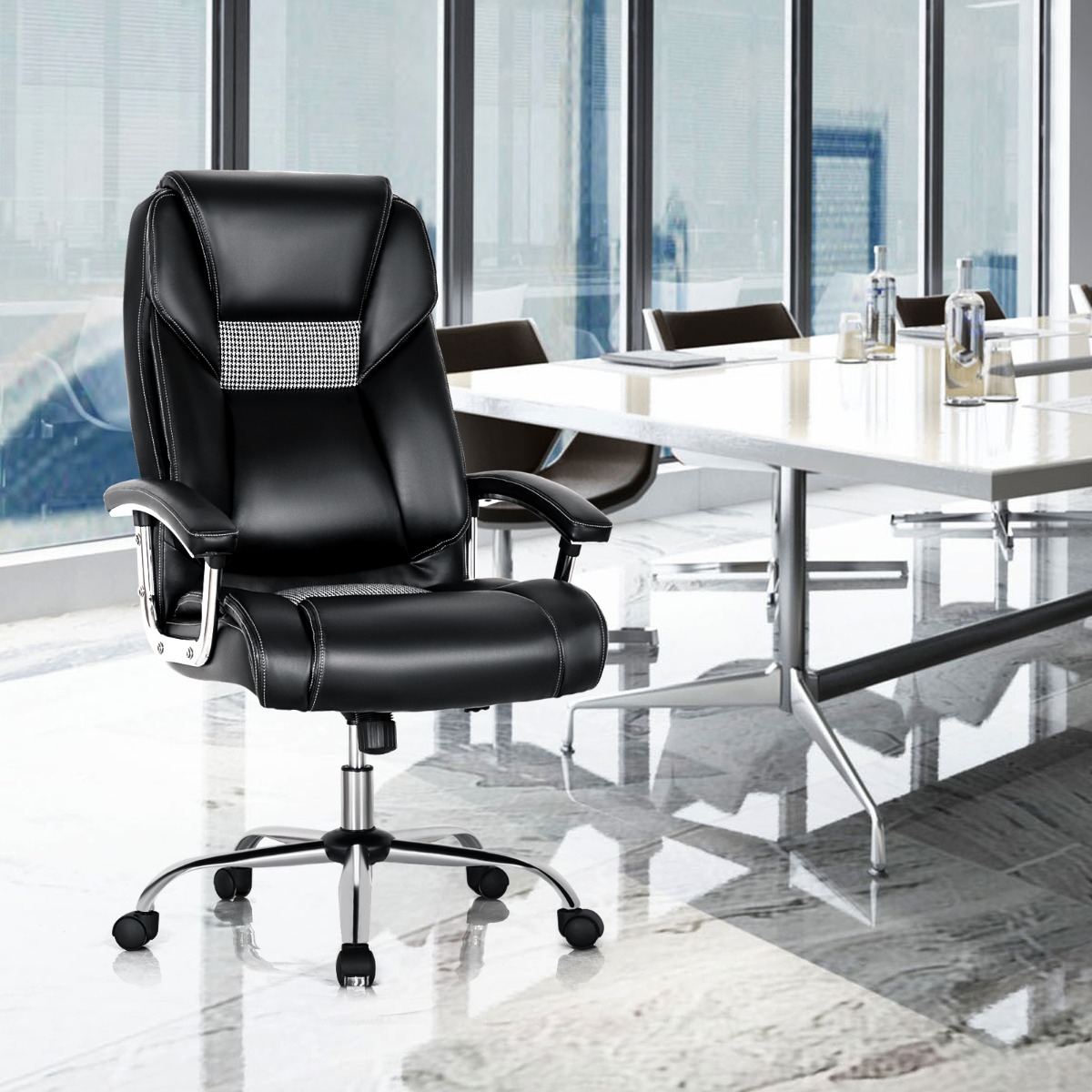 Chefsessel mit hoher Rückenlehne mit PVC-Leder gepolsterter Bürostuhl 67 x 68 x 114-122 cm Schwarz von Costway
