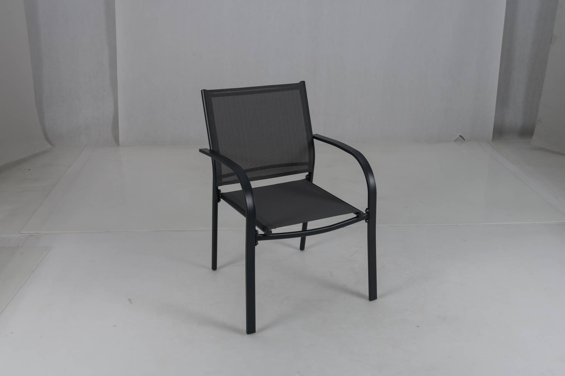 Gartenstühle stapelbar 2er Set Stapelstühle aus Textilene und Metallgestell Terrassenstühle mit Armlehnen 61 x 58 x 85 cm Grau von Costway