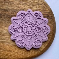 Henna Blumen Fondant Embosser Stempel Und Cutter. Popup Prägestempel von CosyBloomShapeNStamp