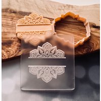 Split Mandala Prägestempel Mit Ausstecher. Fondant Icing Cupcake Dekorieren von CosyBloomShapeNStamp