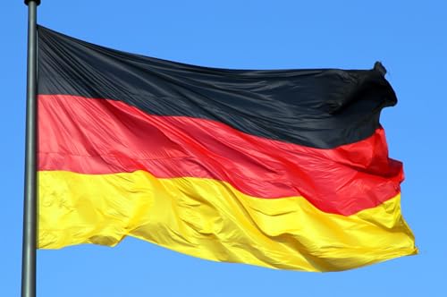 Cosymate Deutschlandfahne 90x150cm Deutschland Flagge - Nationalflagge mit Messing-Ösen - Strapazierfähige Fahne für Fahnenmast - 100% Polyester von Cosymate