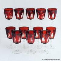 Cristal D'arques Rubinrote Gothic Weingläser 12Er Set Große Farbige von CottageChicCanada