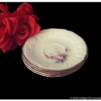 Set Aus 2 Crown Ducal Picardie Untertassen Set Aus 2 Crown Ducal Picardie Untertassen von CottageChicCanada