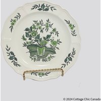 Wedgwood Green Leaf Salatteller Mid-Century Steingut, Set Of 2 von CottageChicCanada