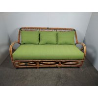 1940, S Rattan Sofa # 188350 Der Versand Ist Nicht Kostenlos, Bitte Kontaktieren Sie Uns Vor Dem Kauf Danke von CottageTreasuresLV