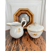 Meissen. Schöne Vintage Bonboniere Und Sahnegießer Von Meissen Manufaktur.neue Marseille Royal Style. Zwei Schwerter Gekreuzt Marke Meissen. Schöne Vintage Bonboniere Und Sahnegießer Von Meissen Manufaktur.neue Marseille Royal Style. Zwei Schwerter Gekreuzt Marke von CottageVintageVienna