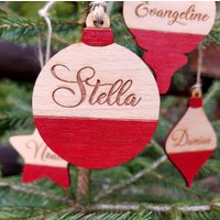 Personalisierter Christbaumschmuck, Vintage Design Weihnachtskugel, Mit Namen Graviert, Nikolausstiefelanhänger Personalisierter Christbaumschmuck, Vintage Design Weihnachtskugel, Mit Namen Graviert, Nikolausstiefelanhänger von CottageWedding