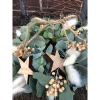 Edler Türkranz/Tischkranz Ca. 25 cm ~ Weiß Mit Eucalyptus - Herbst Und Winter von Cottagegarden24