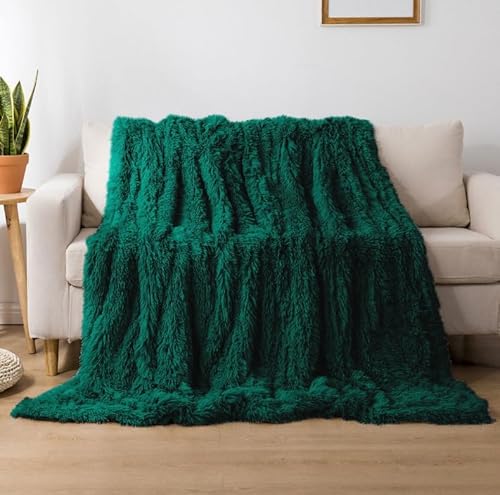 Cotton Market Decke 170x210 cm – Zweiseitig Tagesdecke – Kuscheldecke Flauschig für Wohnzimmer und Schlafzimmer – Sofadecke Blanket - Sofa Überwurfdecke – Felldecke Grün von Cotton Market
