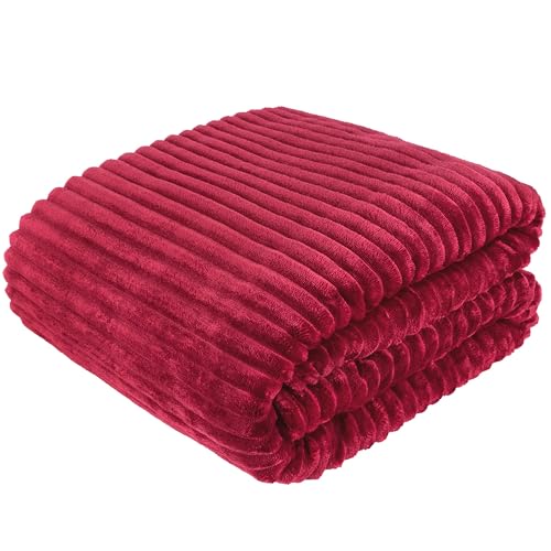 Cottonmarket Decken 220x240 cm - Zweiseitig Tagesdecke - Kuscheldecke Flauschig für Wintergarten und Balkon - Blanket für Terrasse - Gartenmöbel Überwurfdecke - Felldecke - Magenta von Cotton Market