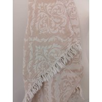 Beiges Handtuch Mit Royal Motiven - Ultrasoft Badetuch Bade Sarong Stonewashed Baumwolle Fouta Fransen Geschenk Für Mutter Spa Sheet von CottonMood