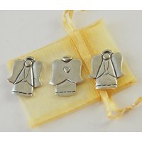 Set Mit 3 Engelförmigen Inspirationsmünzen Organzabeutel Set Mit 3 Engelförmigen Inspirationsmünzen Organzabeutel von CourageInStone