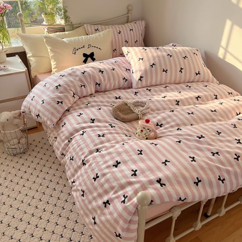 Covebett Bettwäsche 135x200 Rosa Gestreift mit Schwarz Schleifen Aesthetic Bettbezug Set 2teilig Rosa Streifen Schleifenmuster Renforcé Microfaser Deckenbezug Reißverschluss und Kissenbezug 80x80cm Covebett Bettwäsche 135x200 Rosa Gestreift mit Schwarz Schleifen Aesthetic Bettbezug Set 2teilig Rosa Streifen Schleifenmuster Renforcé Microfaser Deckenbezug Reißverschluss und Kissenbezug 80x80cm von Covebett