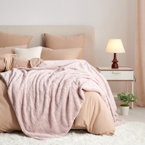 Covebett Kuscheldecke Plüsch Flanell Decke Rosa 150x200 Gestreift, Winter Warme Flauschig Weiche Cashmere Touch Coral Fleece Sofadecken Wolldecke überwurfdecke für Couch Bett Sofa von Covebett