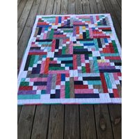 Moderner Handgesteppter Überwurf, 139 cm X 164 von Covequilter