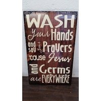 "Wash Your Hands "Hände Waschen" Schild "Distressed" - Religiöses Dekor" von CowboyCapitalSigns