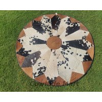 Patchwork Kreis Teppich -Teppich Wohnzimmer - Für Schlafzimmer Rindsleder Wollteppich Schwarz Und Weiß von CowhideMart
