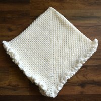 Handgemachte Weiße Weiche Häkeln Babydecke. Baby-Schal. Perfekte Baby-Dusche-Geschenk. Herstellung Aus Hochwertigen Materialien von CozinessFactory
