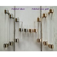 3 4.25 10" Klar Lucite Kommode Griff Pull Acryl Schrank Türknopf Poliert Roségold Schubladengriff Silber Küchenknopf 76 108 256mm 3 4.25 10" Klar Lucite Kommode Griff Pull Acryl Schrank Türknopf Poliert Roségold Schubladengriff Silber Küchenknopf 76 108 256mm von CozyChiccc