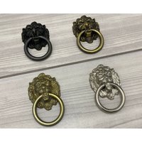 Löwe Kopf Schublade Henkel Pull Ziergriff Tropfen Ring Küchenschrank Schrank Türknopf Holzarbeit Silber Gold Dunkel Antik Bronze von CozyChiccc