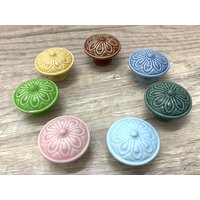 Pink Braun Gelb Grau Grün Blau Bunter Griffknopf Keramik Griff Pull Porzellan Knauf Blumengriff Schrank Türknopf von CozyChiccc